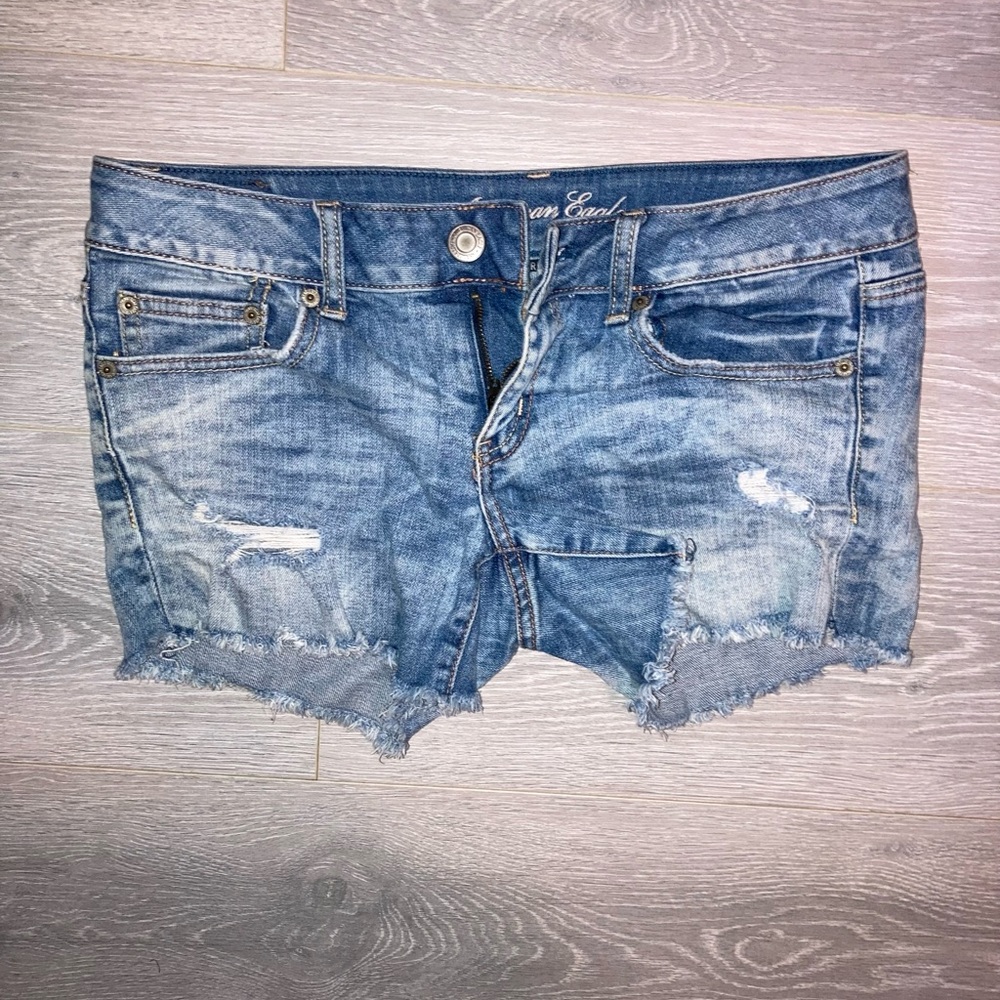 American Eagle shorts size 6